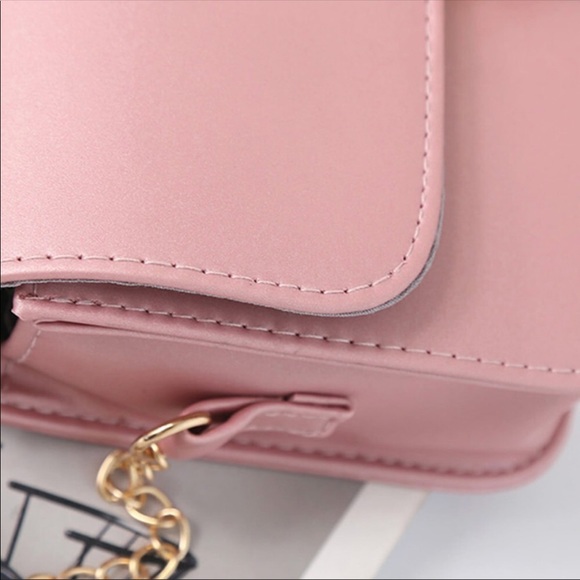 New Pink & Gold Crossbody Purse - Picture 3 of 4